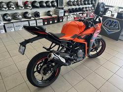 2022 KTM RC 390 RC Orange