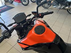 2022 KTM 890 Duke Duke Orange