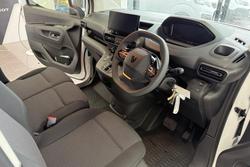 2024 Peugeot
                Partner Pro