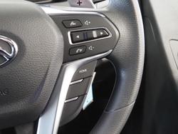 2024 LDV
                G10 +