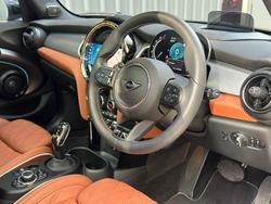 2024 MINI Hatch Cooper S MINI Yours F55 LCI-2 Melting Silver III