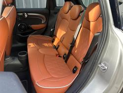 2024 MINI Hatch Cooper S MINI Yours F55 LCI-2 Melting Silver III