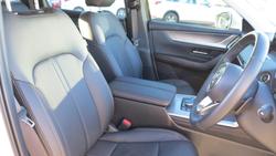 2024 Mazda CX-80 G40e Touring KL AWD Rhodium White