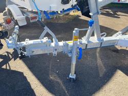 2025 QUINTREX 430 Fishabout