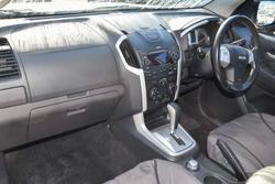 2016 Isuzu
                MU-X LS-M