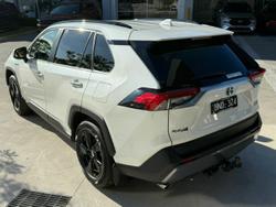 2021 Toyota
RAV4 Cruiser