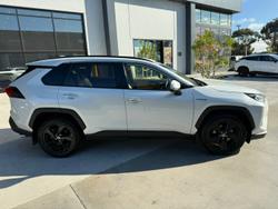 2021 Toyota
RAV4 Cruiser