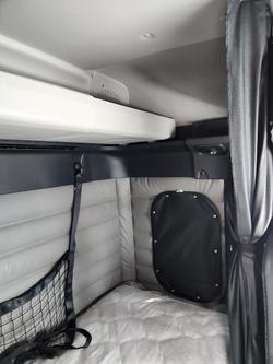 2024 Freightliner Cascadia 126 White