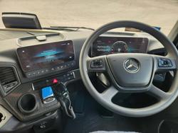 2026 Mercedes-Benz Actros 2658