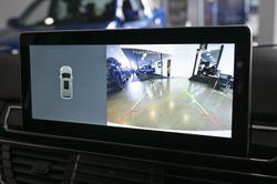 2025 LDV
                G10 