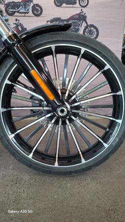 2025 Harley-davidson FXBR BREAKOUT (117) Vivid Black