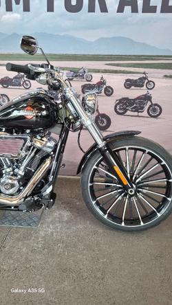 2025 Harley-davidson FXBR BREAKOUT (117) Vivid Black