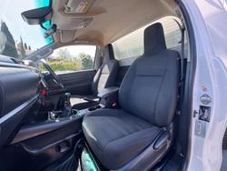 2019 Toyota Hilux SR