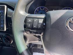 2019 Toyota Hilux SR