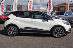 2019 Renault
                Captur Intens