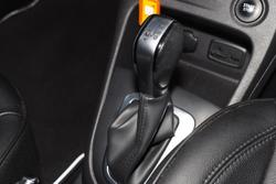 2019 Renault
                Captur Intens