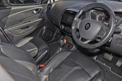 2019 Renault
                Captur Intens