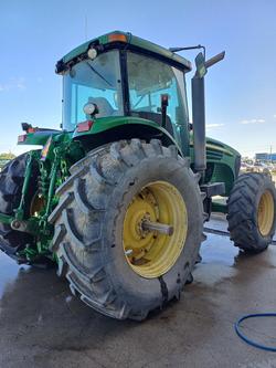2005 John Deere 7720 Green