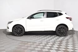 2020 Nissan
QASHQAI Midnight Edition
