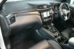 2020 Nissan
QASHQAI Midnight Edition
