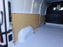 2025 Renault Master Pro 110kW