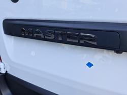 2025 Renault Master Pro 110kW