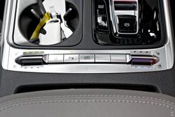 2025 Kia
                Carnival GT-Line HEV