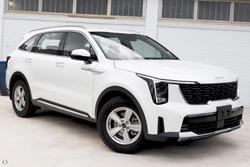 2025 Kia
Sorento S