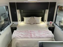 2025 Design RV Odyssey V7-7 Semi Off-Road