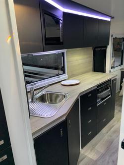 2025 Design RV Odyssey V7-7 Semi Off-Road