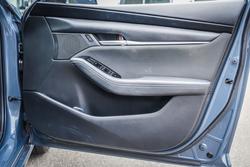 2020 Mazda
                3 G20 Pure