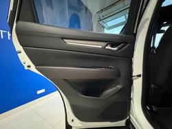 2022 Mazda CX-5 D35 Akera