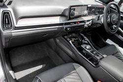 2025 Kia
                Sorento HEV GT-Line