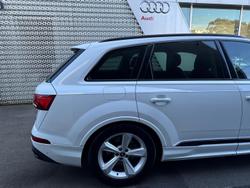 2020 Audi
                Q7 45 TDI