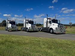 2017 Kenworth T409 - 110T Gcm CHOICE OF 5 UNITS White