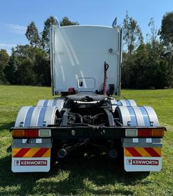 2017 Kenworth T409 - 110T Gcm CHOICE OF 5 UNITS White