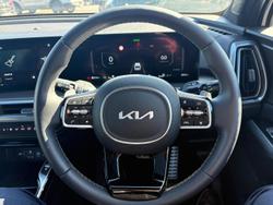 2025 Kia
Sorento HEV GT-Line