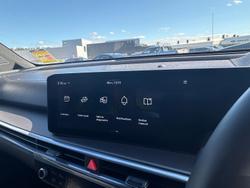2025 Kia
Sorento HEV GT-Line