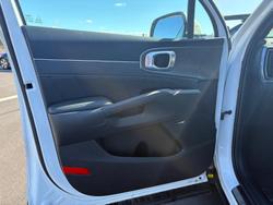 2025 Kia
Sorento HEV GT-Line