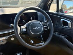 2025 Kia
Sorento HEV GT-Line