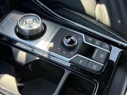 2025 Kia
Sorento HEV GT-Line