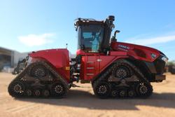 0 CASE IH 715 Steiger Quadtrac RED