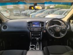 2020 Nissan
Pathfinder ST