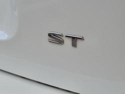 2020 Nissan
Pathfinder ST