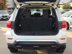 2020 Nissan
Pathfinder ST