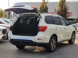 2020 Nissan
Pathfinder ST