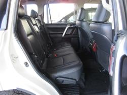 2016 Toyota
Landcruiser Prado VX
