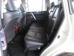 2016 Toyota
Landcruiser Prado VX