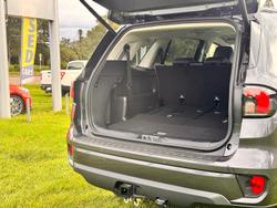 2025 Ford
                Everest Trend
