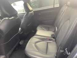 2022 Toyota
                Kluger Grande
